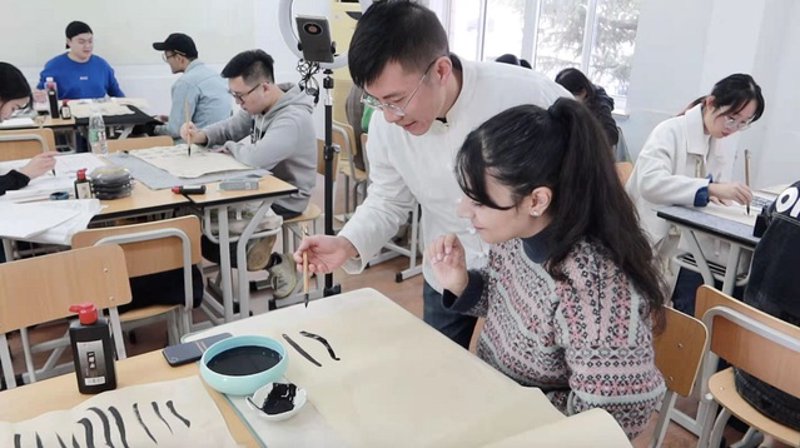 东阳书画院：笔墨间映照的文化传承